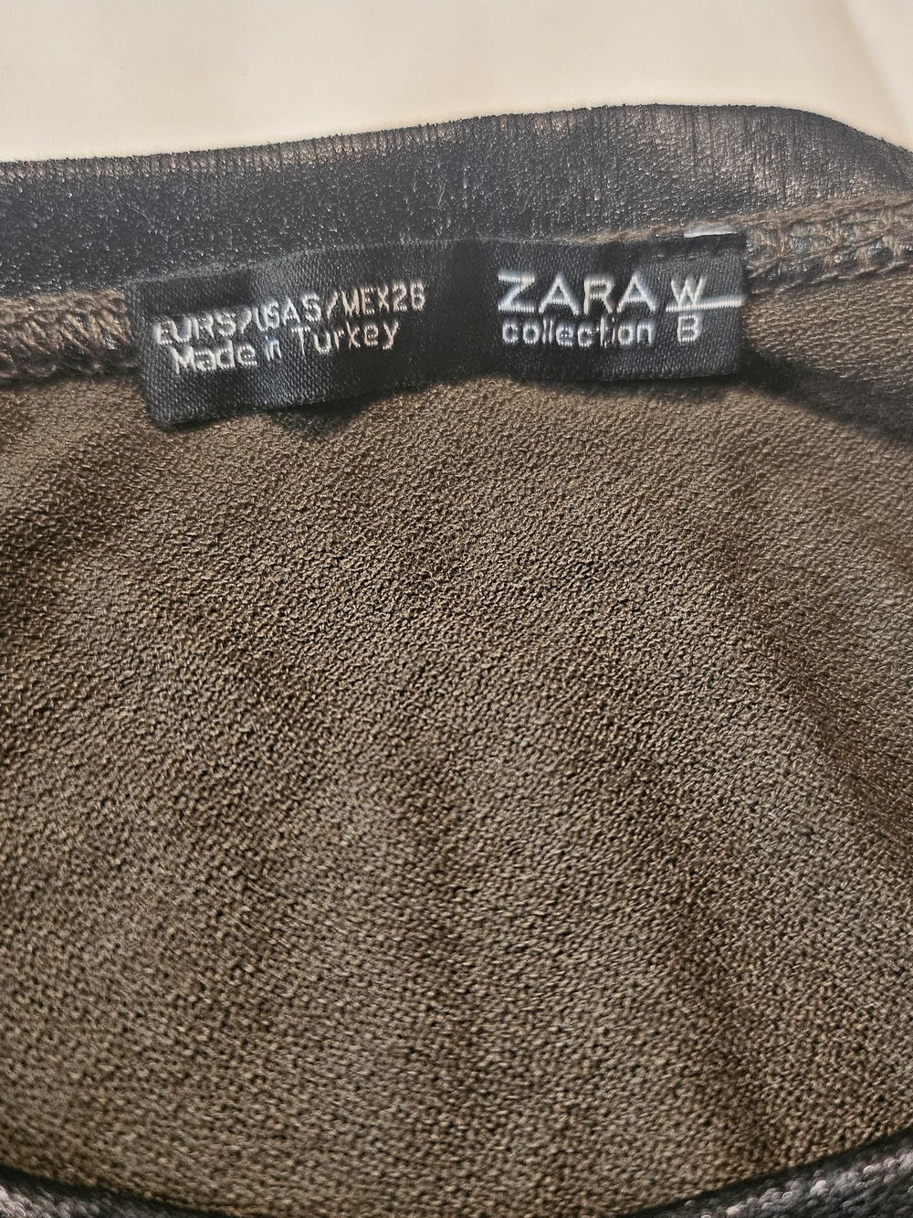 Zara Collection Olive Flowy Long Sleeve High Low Swing Top Size Small - Picture 3 of 5